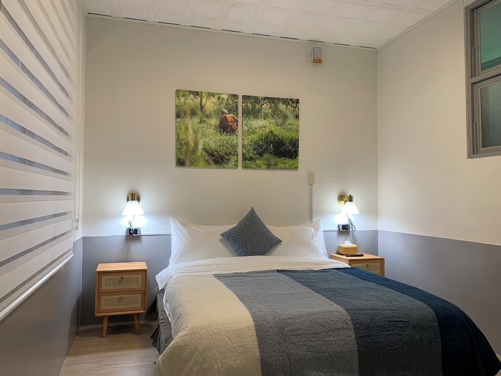 Deluxe Double Room, Non Smoking, Private Bathroom - Photo 1