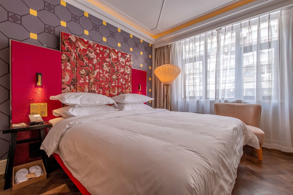 Deluxe Queen Room photo 1