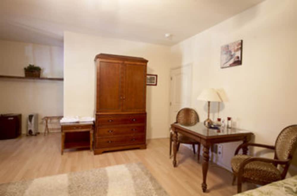 Room (Ginger) - Photo 3