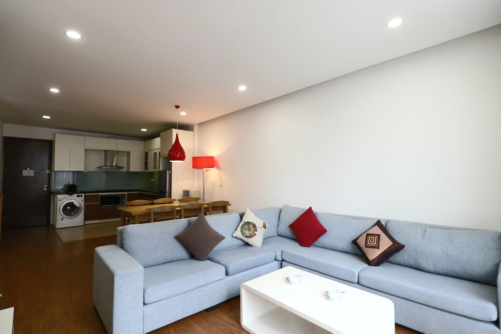 Deluxe Apartment, 2 Bedrooms, City View photo 2