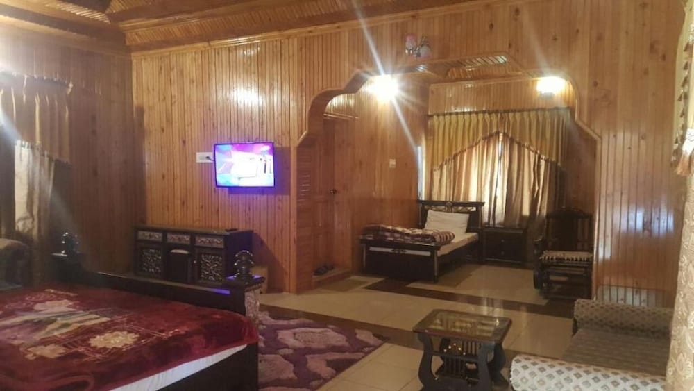 Deluxe Double Room photo 2