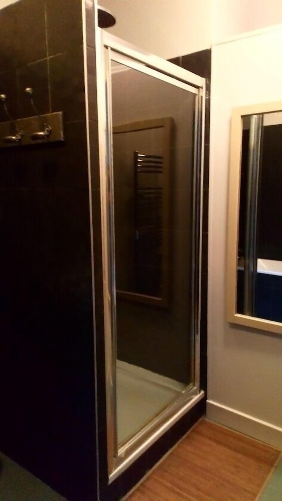 Double Room, 1 Queen Bed, Garden View (La Biche) photo 2