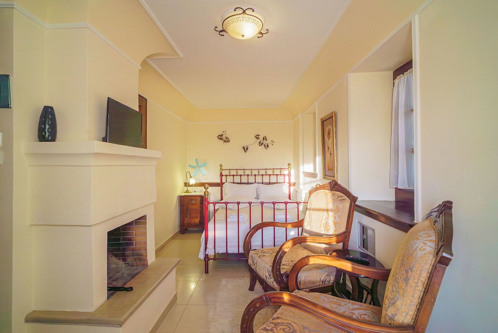 Double Room with Hydro Shower