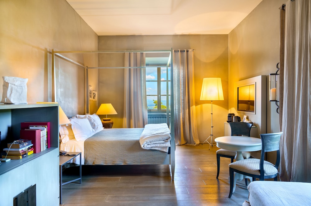 Junior Villa (Suite)
