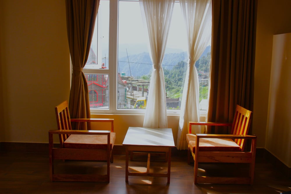 Super Deluxe Room - Photo 13