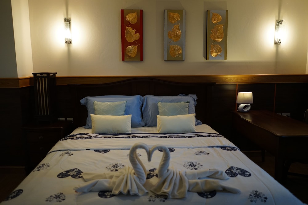 Executive Room, 1 King Bed photo 3