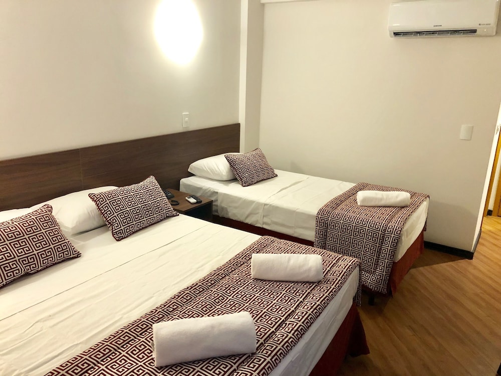 Deluxe Triple Room, Multiple Beds, Accessible, Non Smoking photo 1