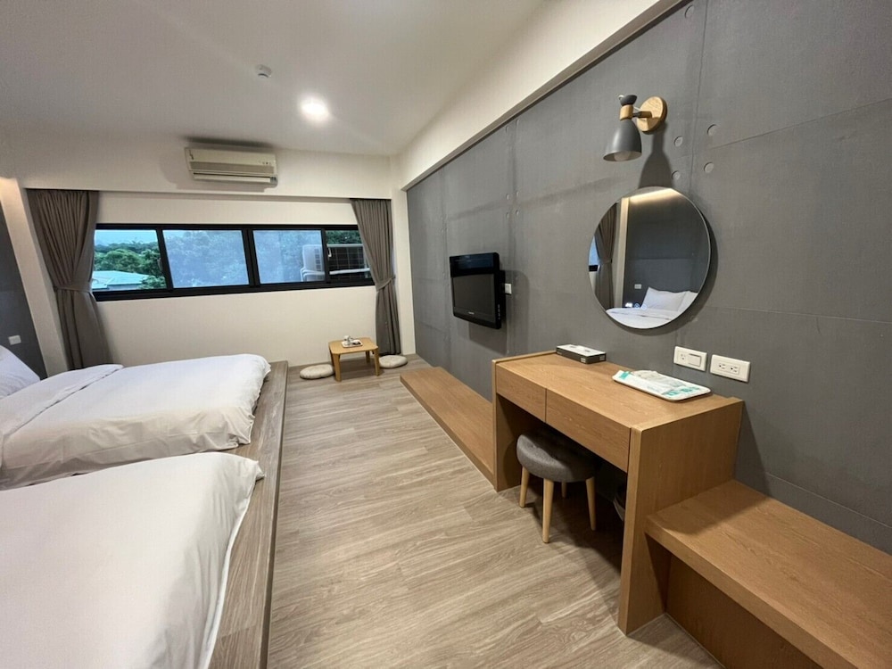 Gallery Quadruple Room photo 2