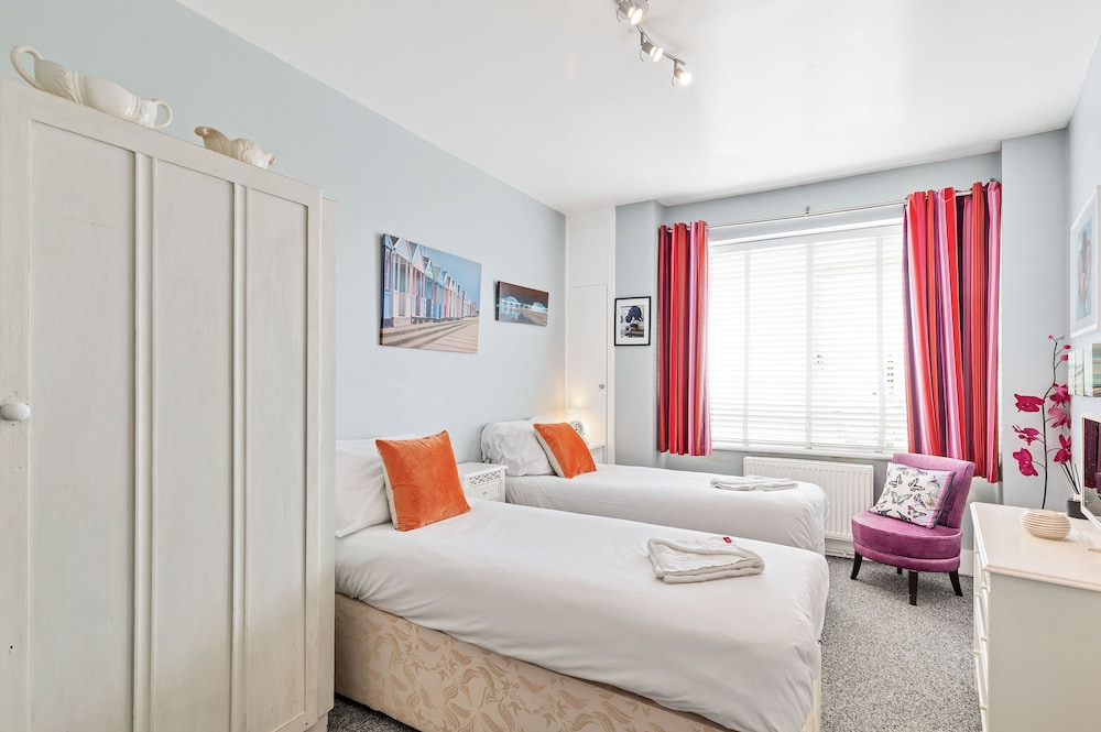 Apartment (3 Bedrooms) - Photo 2