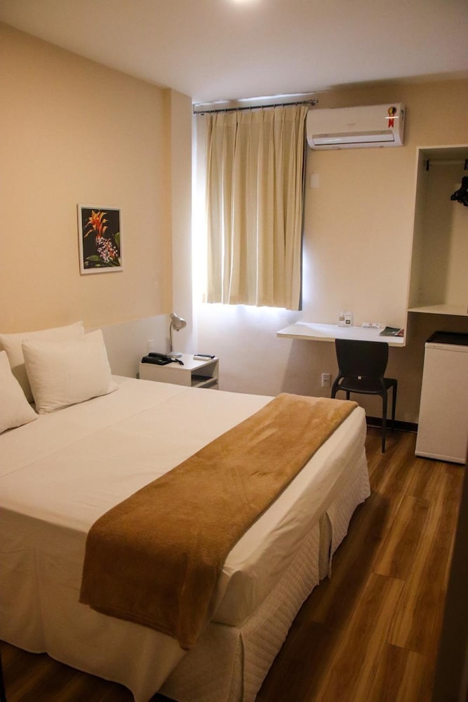 Standard Double or Twin Room photo 3