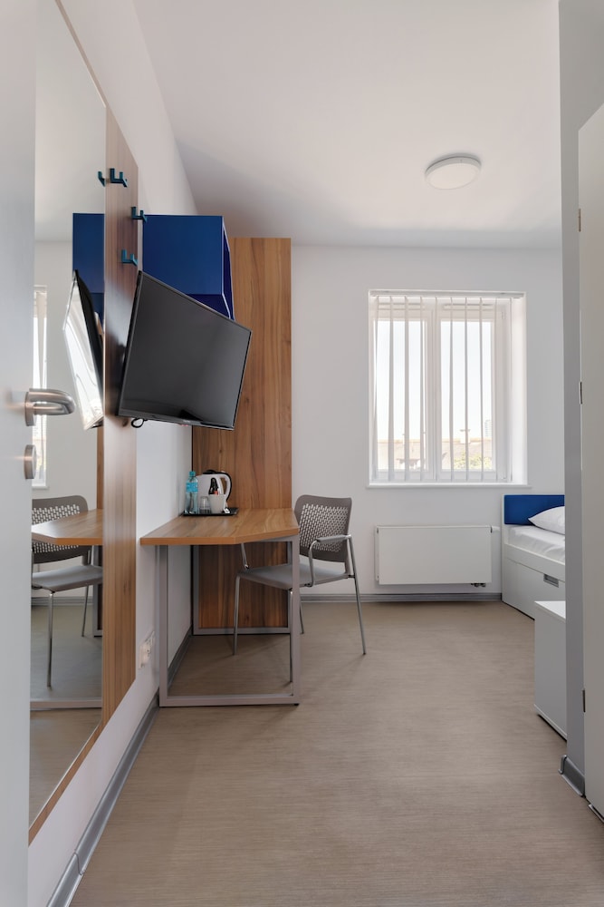 Standard Single Room photo 2