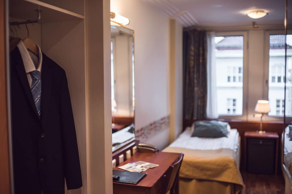 Comfort, Two Single Beds - Photo 2