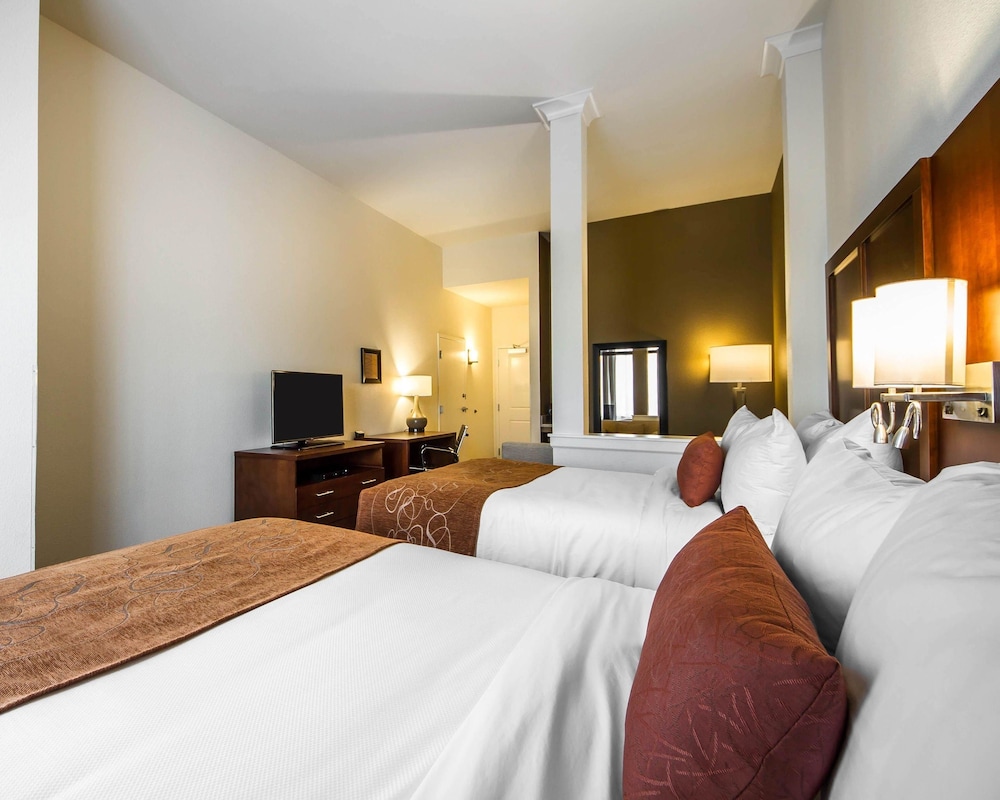 Standard Room, 2 Double Beds, Non Smoking photo 2