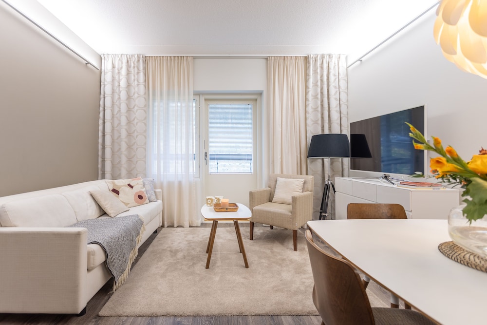 Classic Apartment, 2 Bedrooms, Sauna, Courtyard View photo 1