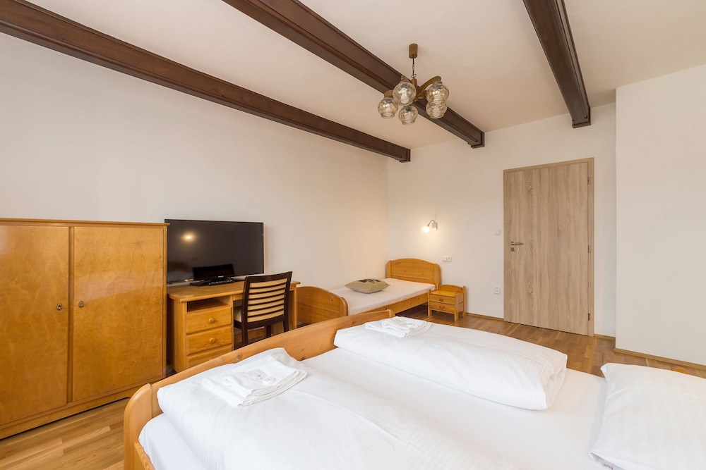 Standard Suite, 2 Bedrooms photo 3