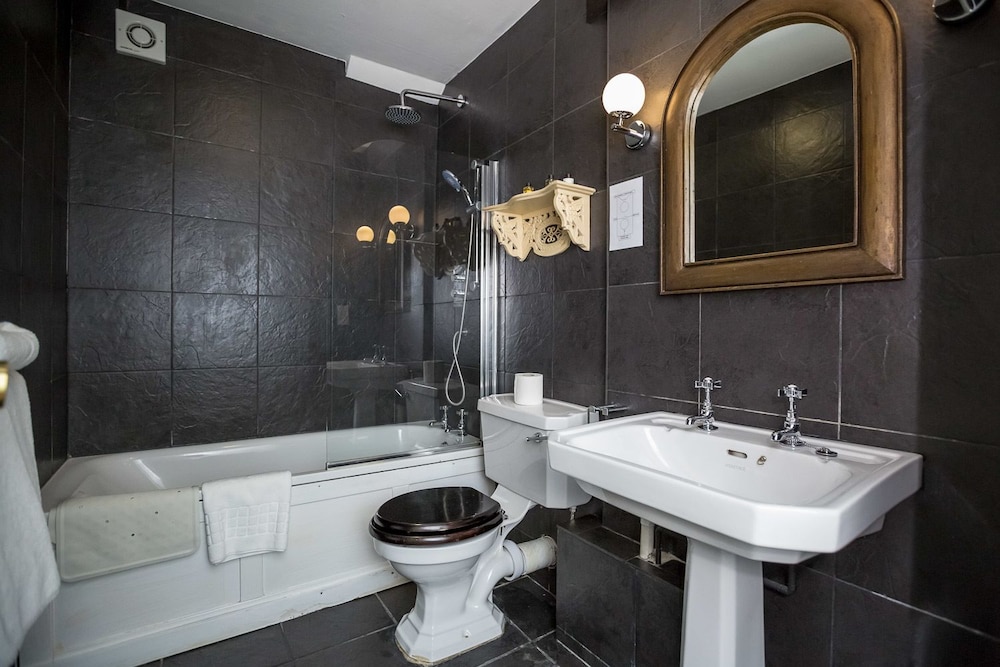 Chic Double Room - Photo 9