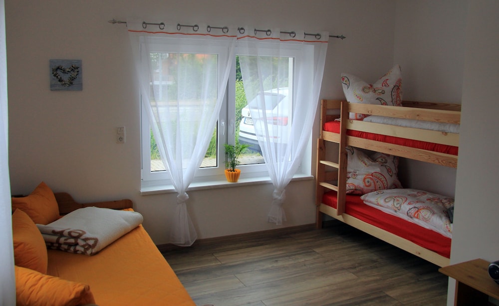 Apartment (incl. 95 EUR cleaning fee) photo 2