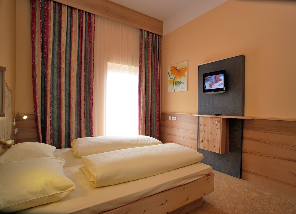 Comfort Double Room, Garden View photo 3