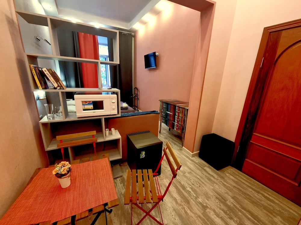 Basic Studio