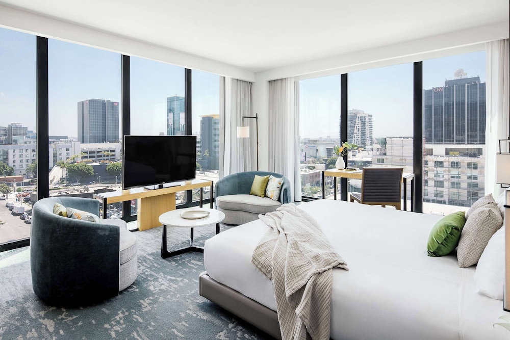 Studio Suite, 1 King Bed (Platinum)