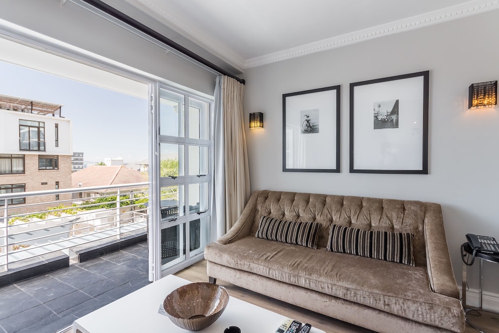 Luxury Apartment, 1 Bedroom - Photo 11