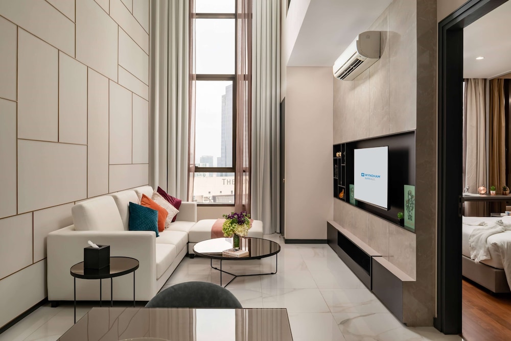 Wyndham Duplex Suite