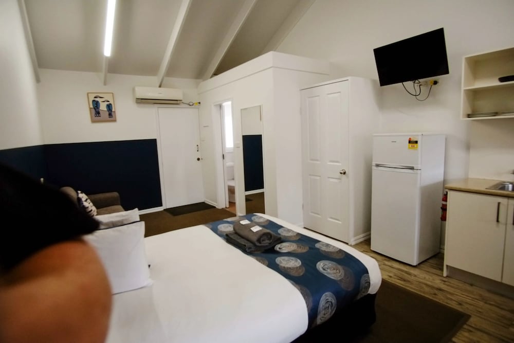 Standard Double Room photo 3