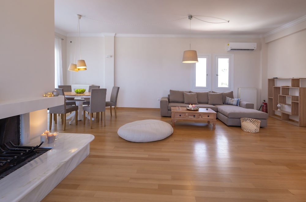 Apartment - Photo 1