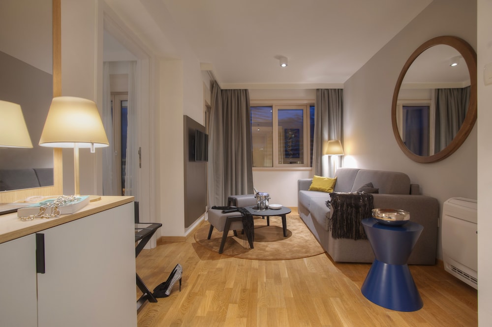 Deluxe Room, City View photo 1