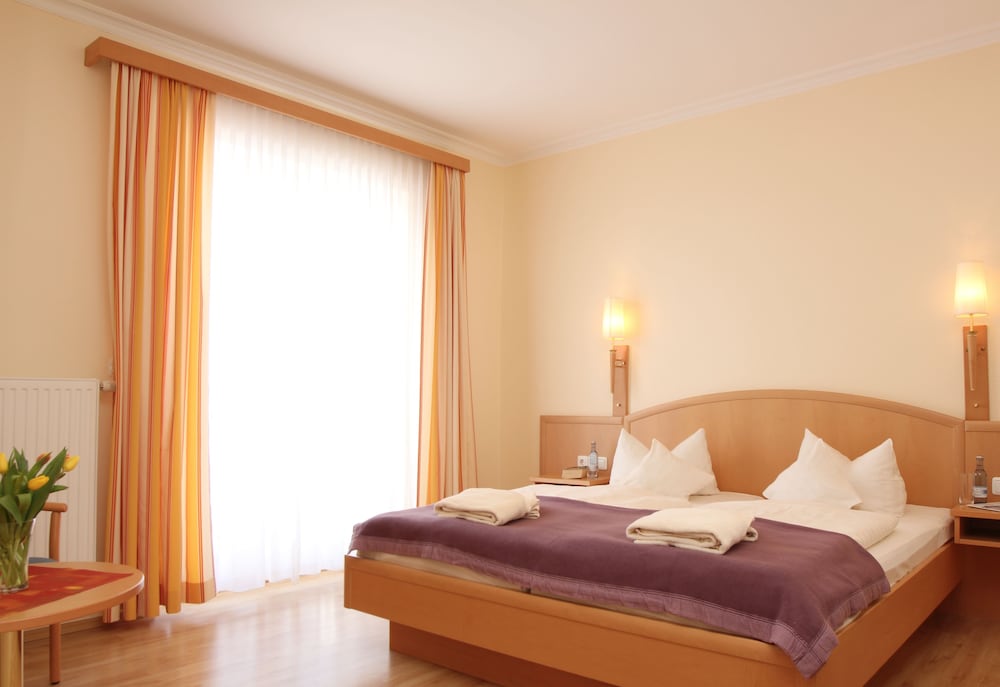 Double Room, Balcony