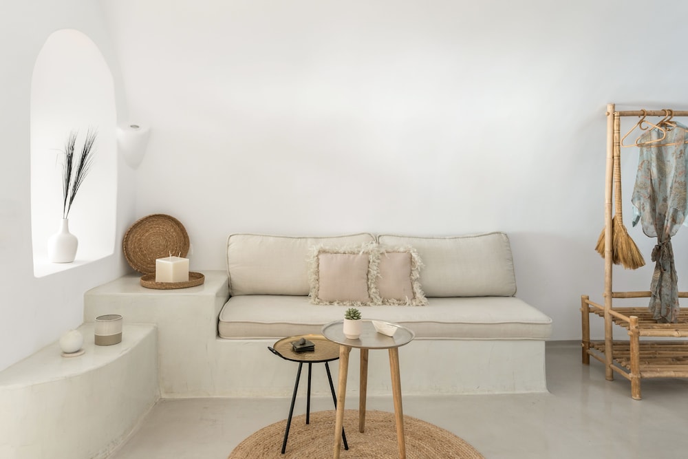 Grand Suite, Private Pool, Sea View photo 3