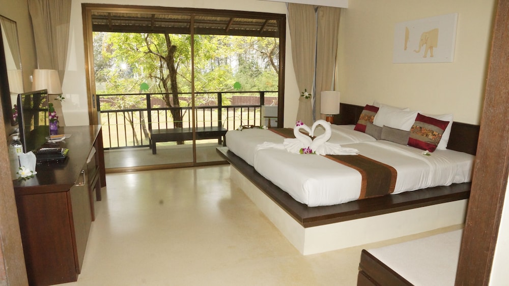 Deluxe Room - Photo 2
