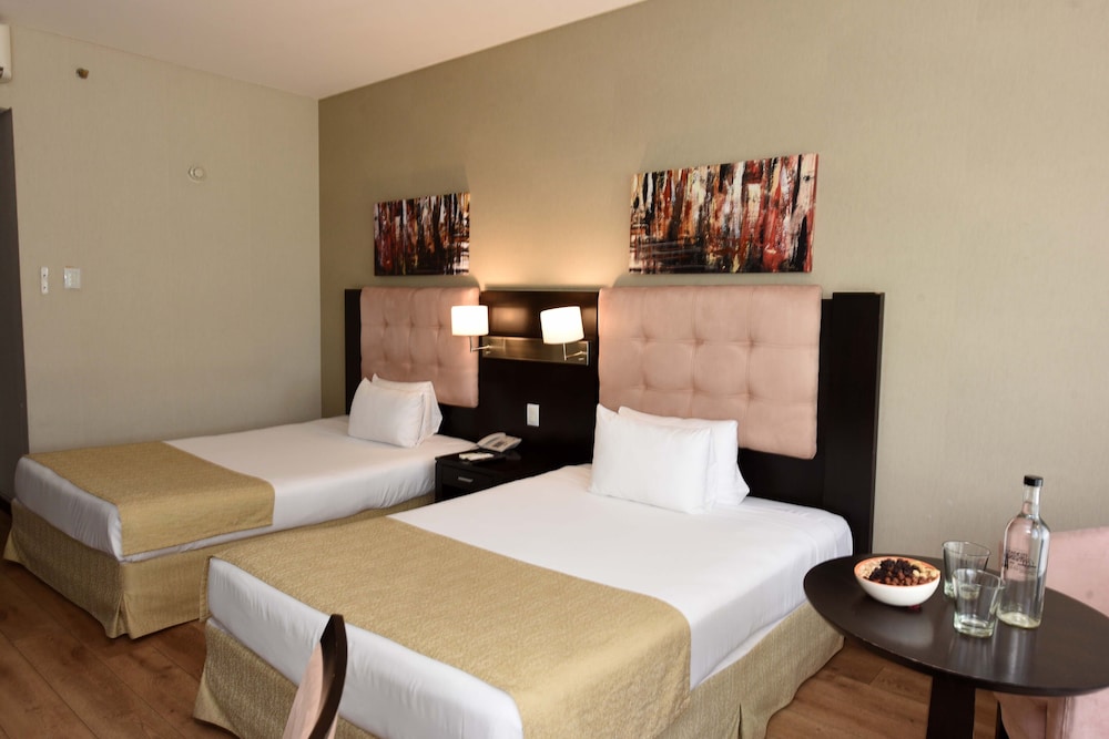 Standard Twin Room photo 3
