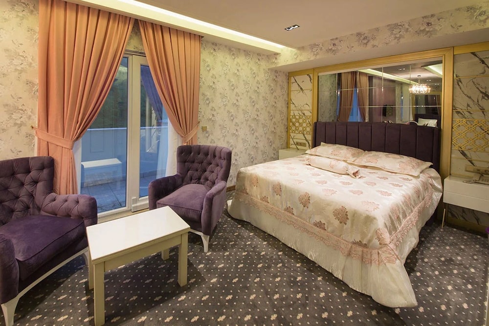 Studio Suite photo 1