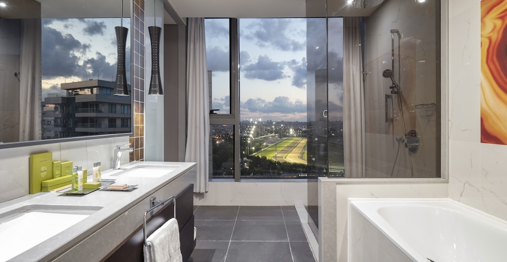 Corner Room with Sea View