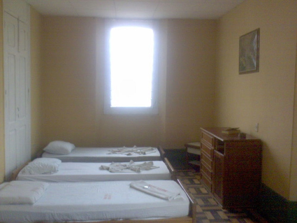 Grand Quadruple Room, Multiple Beds, Non Smoking