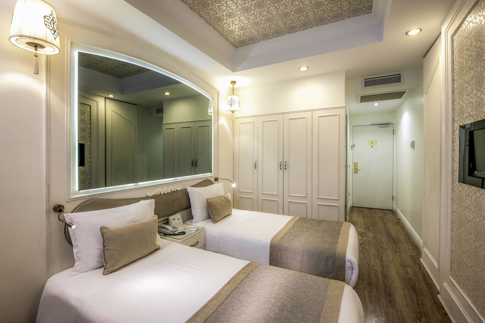 Available room