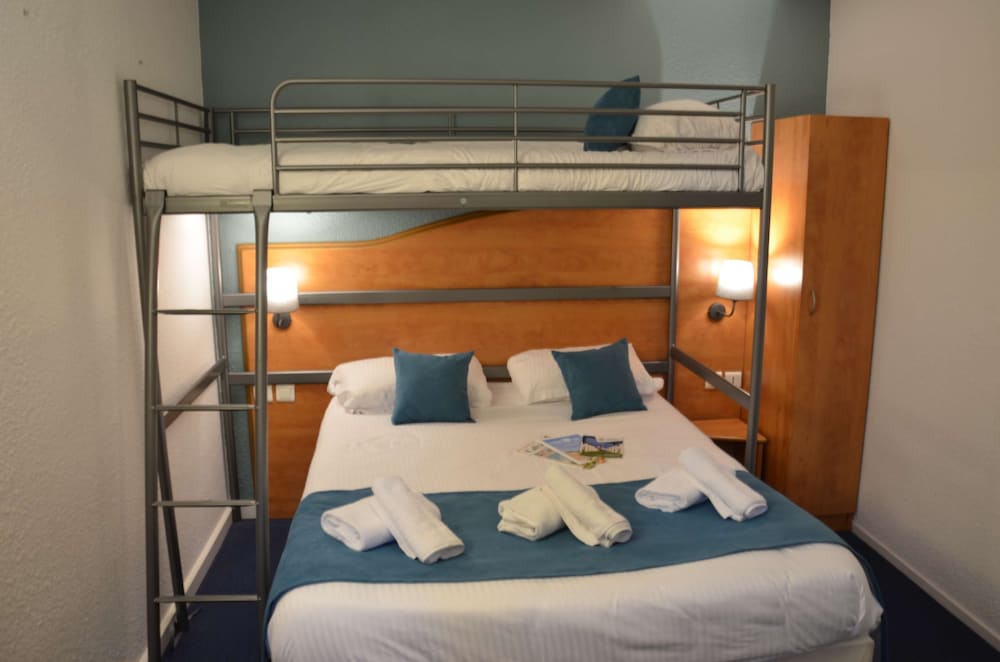 Triple Room, 1 Bedroom, Non Smoking photo 3