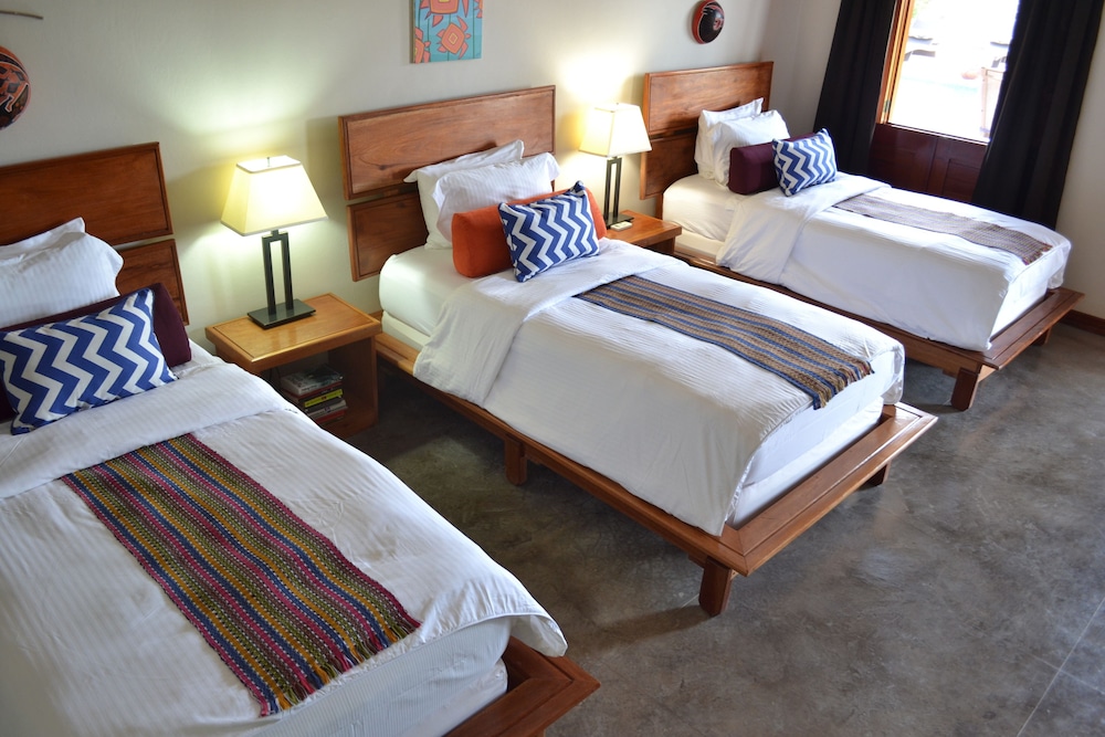 Deluxe Room, 1 Bedroom, Private Bathroom, Garden View photo 1