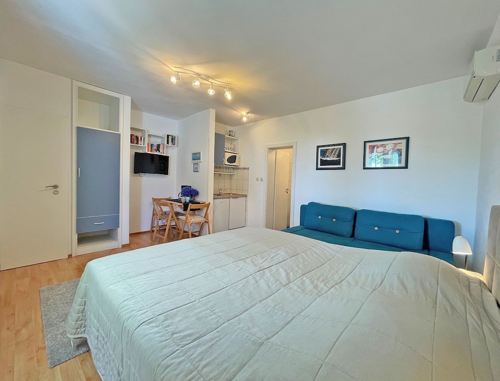 Standard Apartment, Terrace, Sea View photo 2