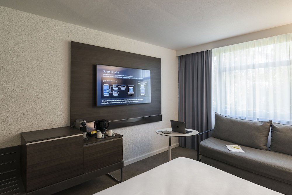 Executive Room, 1 Double Bed with Sofa bed - Photo 1