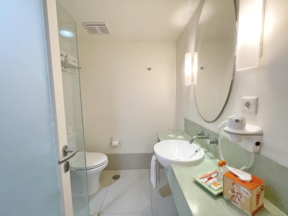 Room, 1 Bedroom (HARRIS Residence) - Photo 6