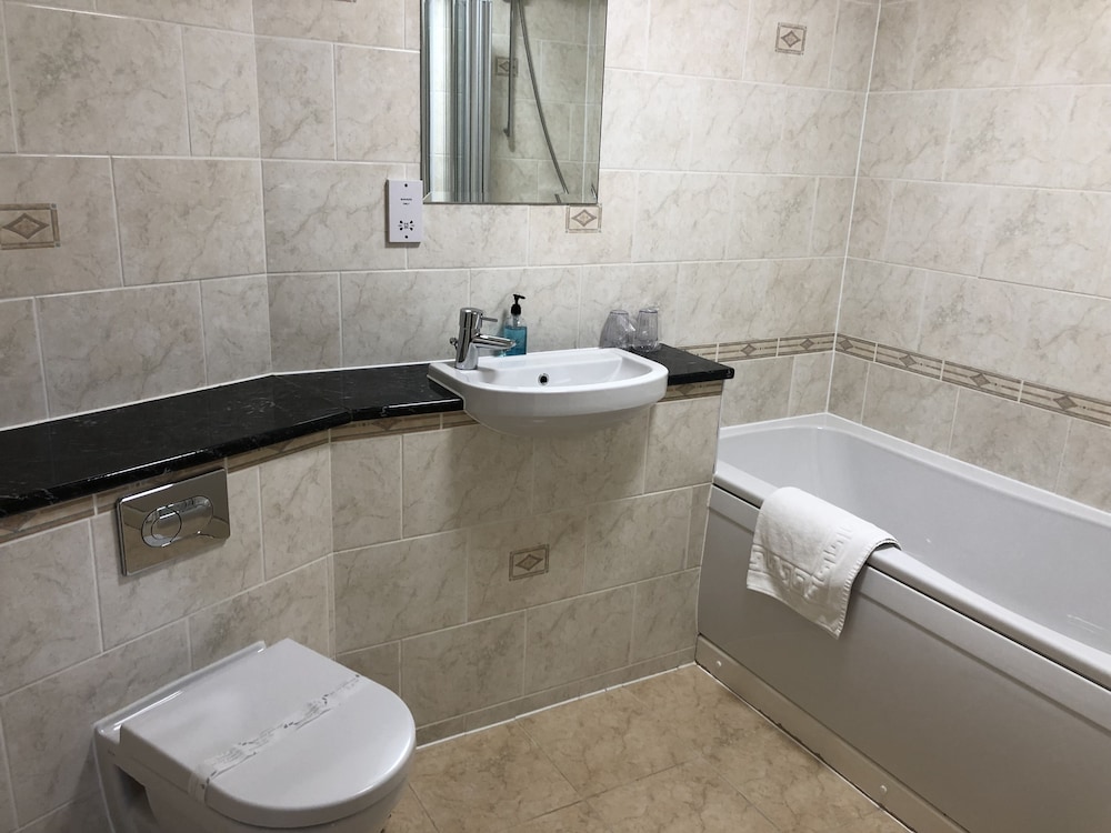 Exclusive Double Room, Ensuite, River View photo 2