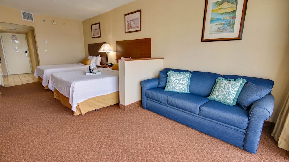 South Building - Deluxe Efficiency, Bay View, 2 Queen Beds & Sofa photo 2