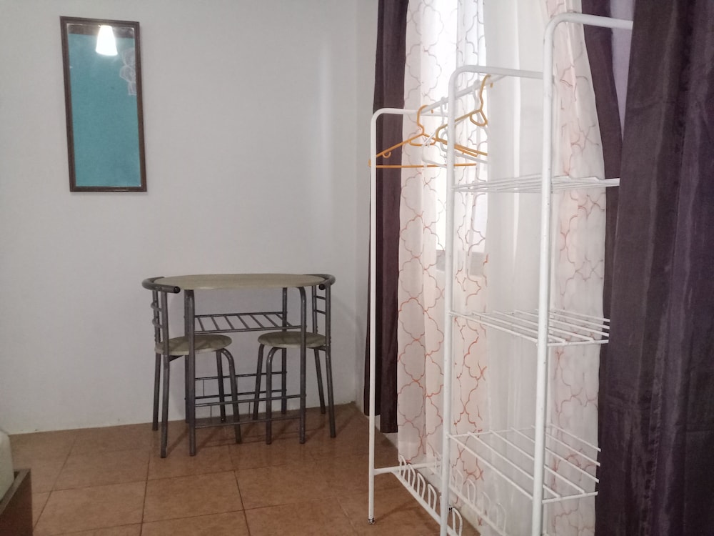 Comfort Room, Pool Access, Poolside photo 3