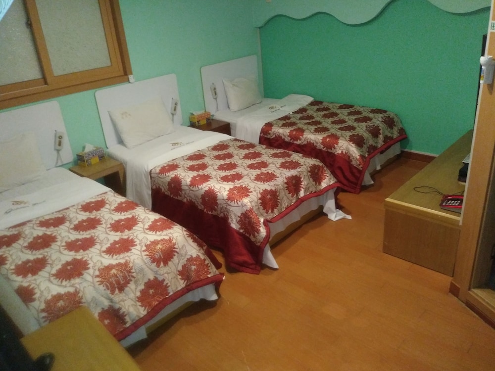 Standard Triple Room photo 1