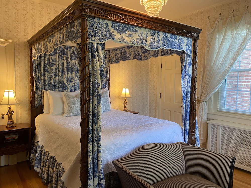The Paris Room