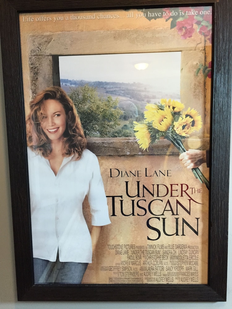 The "Under the Tuscan Sun" Suite photo 3