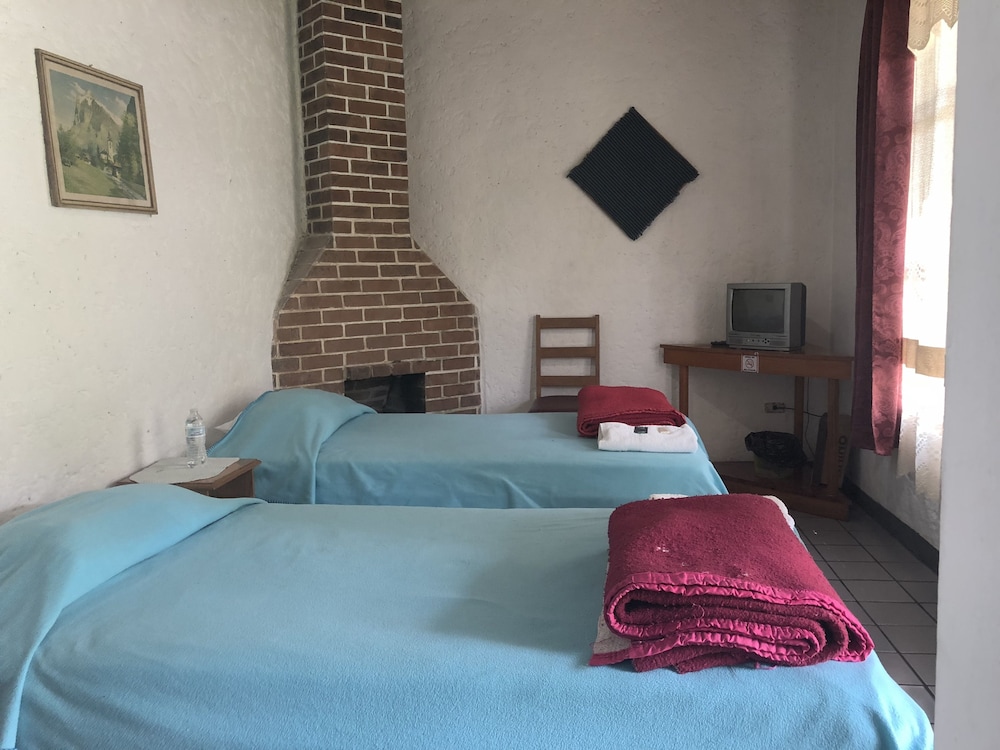 Classic Twin Room, 2 Twin Beds, Non Smoking photo 1