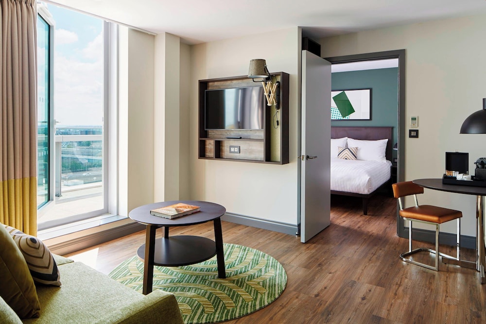 Premium Suite, 1 Double Bed (View) photo 1